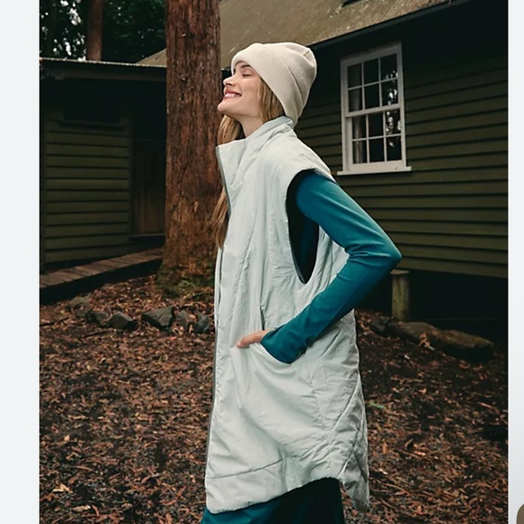 NWT $168 MSRP Free People FP Movement Slalom Reversible Fleece Size Small - Picture 1 of 6